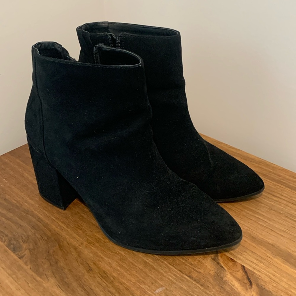 Torrid Black Faux Suede Pointed Toe Ankle Boots 10W, 3.5” Block Heel
